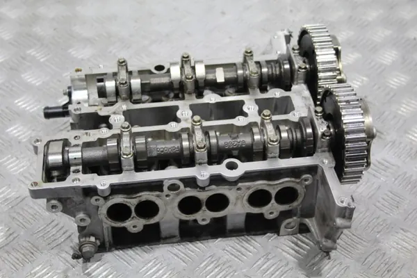 Culasse Soupapes Arbres à Cames Ford OEM Occasion image 2