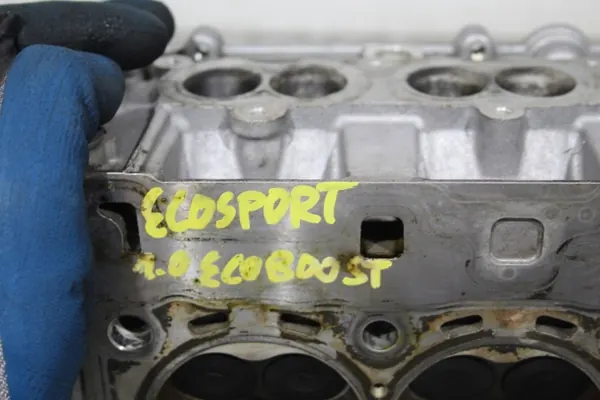 Culasse Soupapes Arbres à Cames Ford OEM Occasion image 5