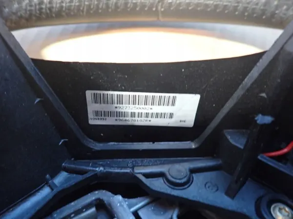 Läderratt OEM 9273250002 Peugeot 307CC image 8