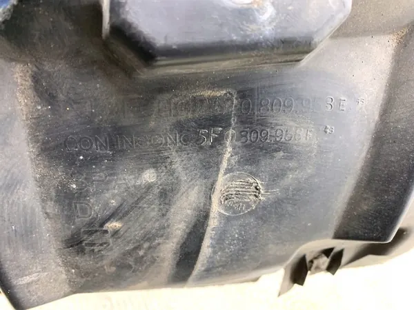 Front Right Wheel Arch SEAT LEON III Hatchback 5F0809958F image 6