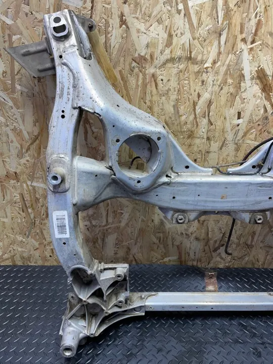Voorste subframe OEM 73363250 voor BMW F10 F11 image 3