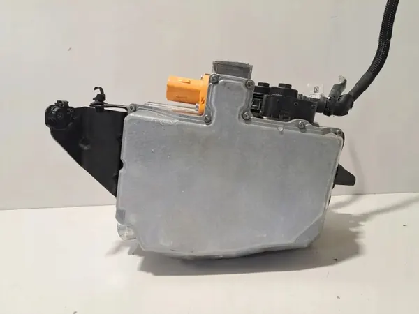 Inversor BMW XM OEM 5B32BC9 - Pieza usada image 7