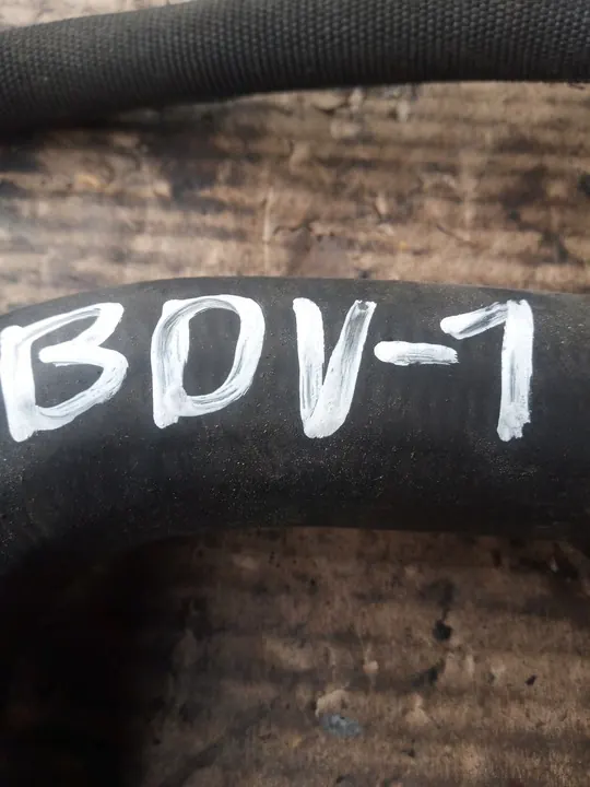 Audi A4 B6 A6 C6 Moottorin Vesiletku 2.4 B OEM 8E0121101H image 6