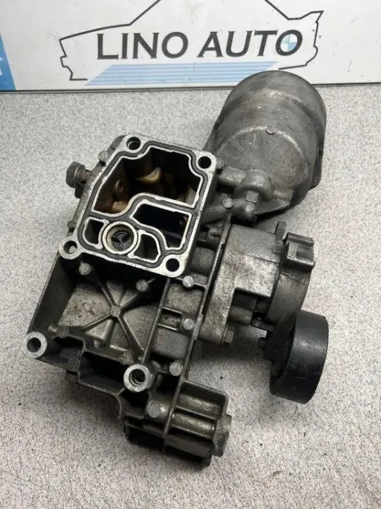 BMW Ölfiltergehäuse OEM 11421740001 - Gebraucht image 3