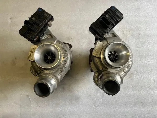 Turbo para BMW G01 G02 G30 2.0D 8579212 image 4