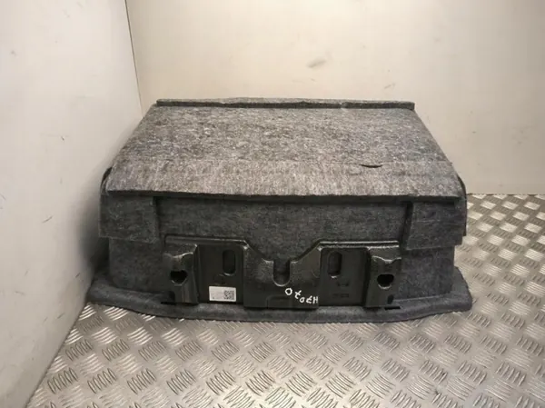 Tesla Model 3 kofferbakmat OEM 175260810D - Gebruikt image 4