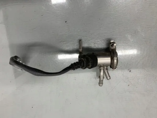 AdBlue-suutin OEM 208997976R Scenic IV 1.7 BDCI:lle image 2