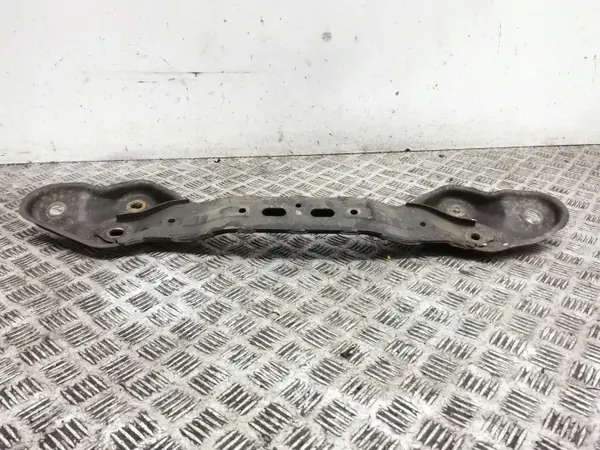 Mazda CX-7 2011 Vorderes Hilfsrahmen OEM AMD145859 image 6