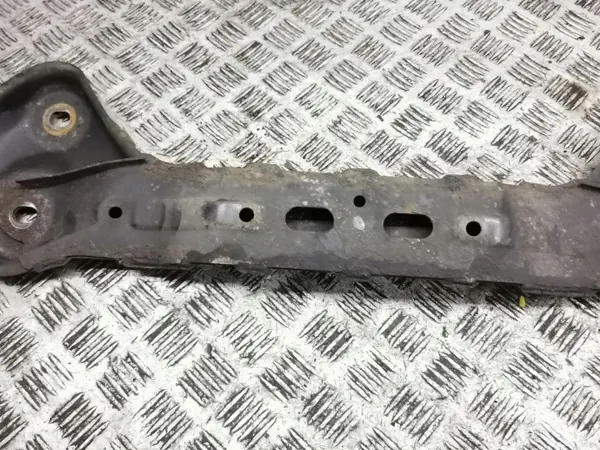 Mazda CX-7 2011 Vorderes Hilfsrahmen OEM AMD145859 image 7