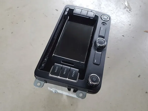 RADIO CD GPS NAVIGATION SKODA RAPID 5JA035192L image 3