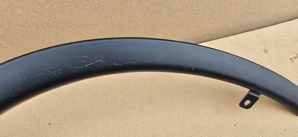 Mitsubishi Outlander III Oikea Etulokasuoja Trim OEM image 5