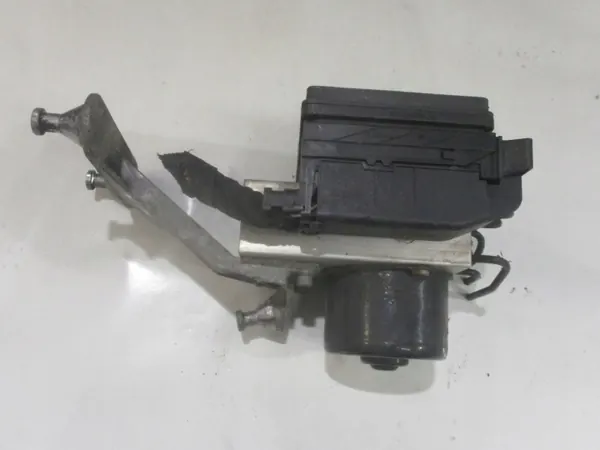 Mercedes Jarrupumppu OEM A0054310112 Käytetty image 5