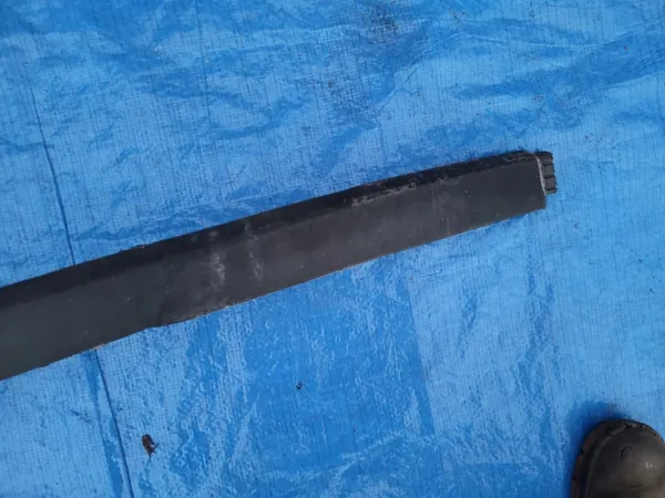 Spoiler delantero izquierdo parachoques OEM 13225753 Astra H image 3