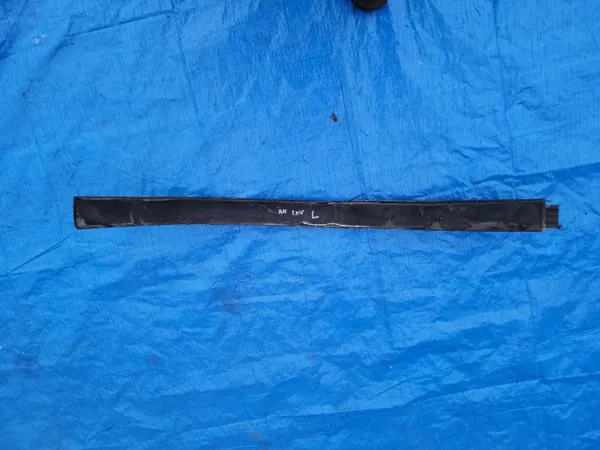 Spoiler delantero izquierdo parachoques OEM 13225753 Astra H image 4