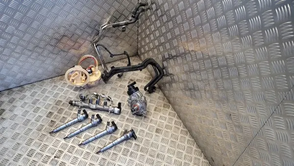 Jeu injection Audi A6 S6 C8 OEM 05L130755 image 4