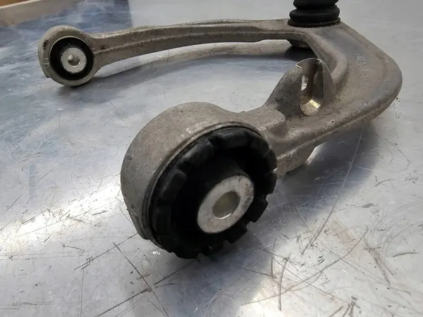 VOLVO XC60 II 2017+ Braccio Superiore Sinistro 31360630 image 2