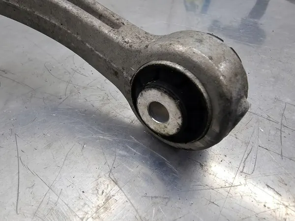 VOLVO XC60 II 2017+ Braccio Superiore Sinistro 31360630 image 7