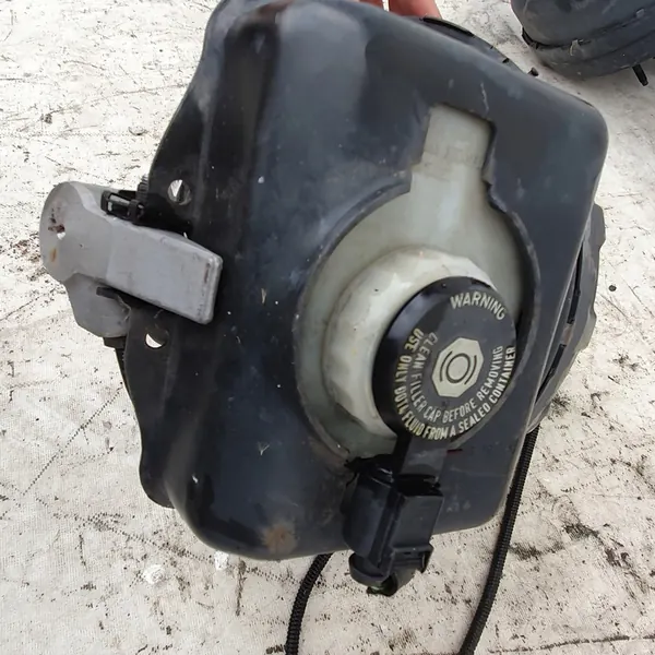 SERVOBROMSPUMP AUDI A5 8T 07-16R 8K0612103M image 5