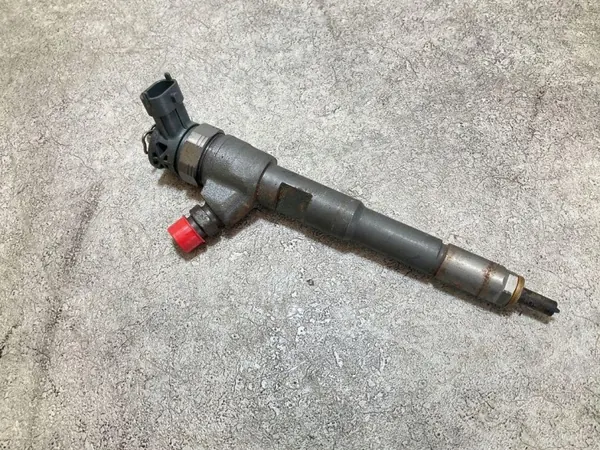 Injecteur Renault OE 4812718A pour Clio III 1.5L Diesel image 3