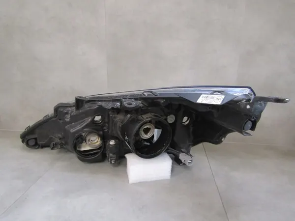 Faros delanteros Toyota Verso LIFT 13-18 RH 81130-0F161 image 2