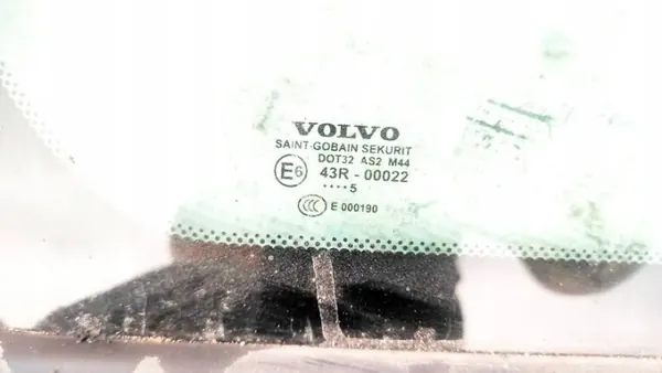 OEM AS2 EIS-2047264 Volvo V50 Hecklinks Viertelfensterscheibe image 3