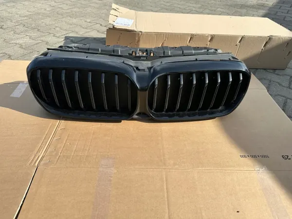 Insert de calandre BMW 5 G30 G31 OEM 5A218F3-01 image 2