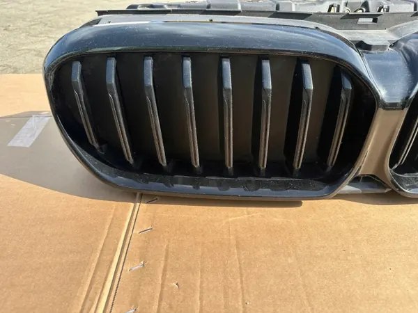 Insert de calandre BMW 5 G30 G31 OEM 5A218F3-01 image 3