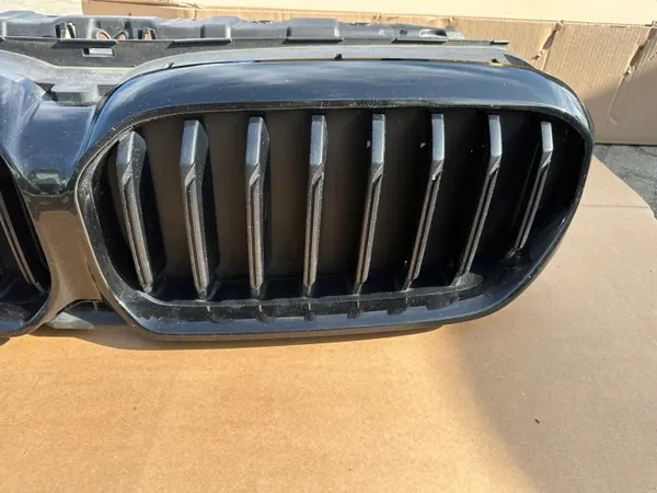 Insert de calandre BMW 5 G30 G31 OEM 5A218F3-01 image 4