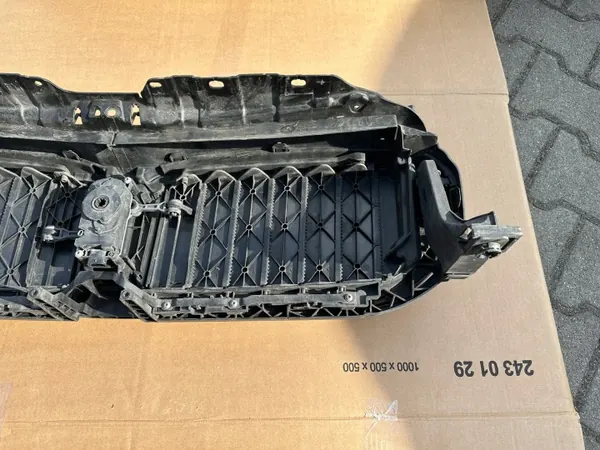 Insert de calandre BMW 5 G30 G31 OEM 5A218F3-01 image 6