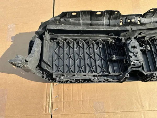 Insert de calandre BMW 5 G30 G31 OEM 5A218F3-01 image 7