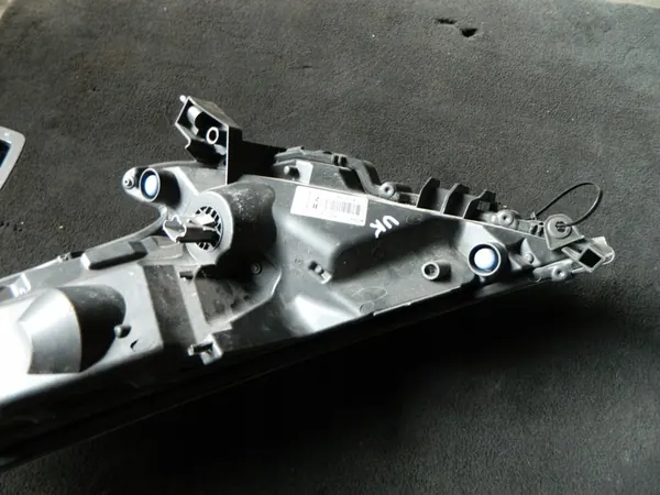 Farol de Neblina Nissan Juke (F15), 06.14 - 19 OEM: 26120-BV81A image 9