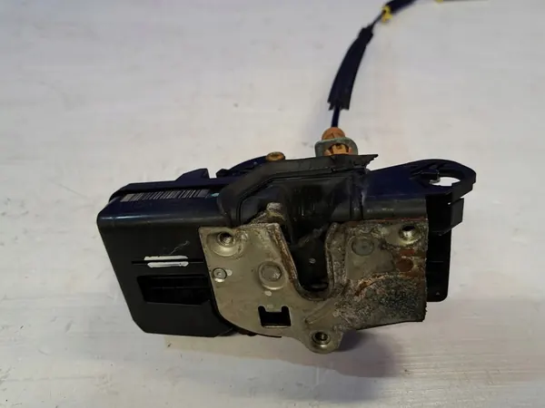 Vänster framdörrslås CHEVROLET TAHOE 5.3L image 4