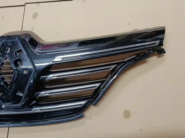 RENAULT MEGANE IV GRILL 2014+ OEM image 6