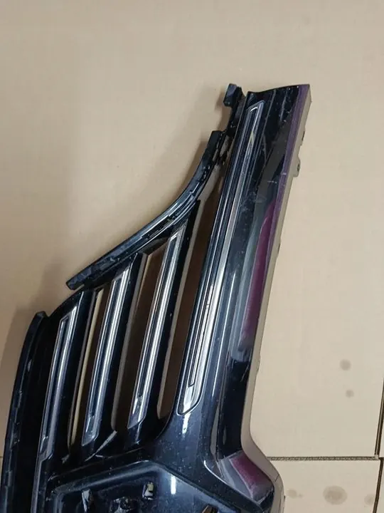 RENAULT MEGANE IV GRILL 2014+ OEM image 7