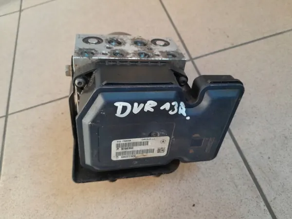 ABS-pumppu OEM 68164630AA Jeep Grand Cherokee WK2:lle image 2