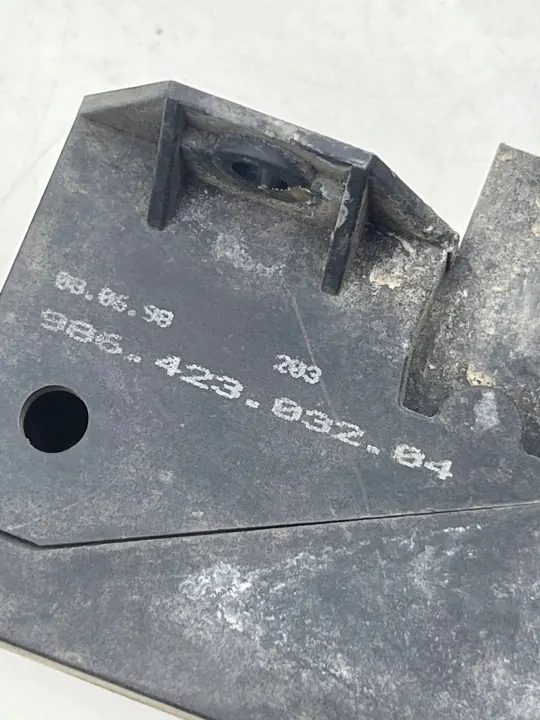 Porsche Boxster 986 Gaskoppeling OEM 98642303204 image 7