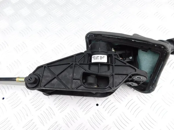 Mercedes-Benz vaihdepyörä A0002600009 image 7