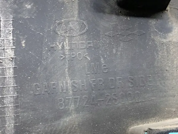 OEM 87724-2S000 Ovenlista Oikea Etu Hyundai ix35 SUV image 3
