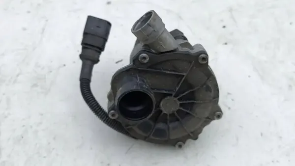 Pompe à air secondaire Audi A6 C8 OEM 079959253J image 5