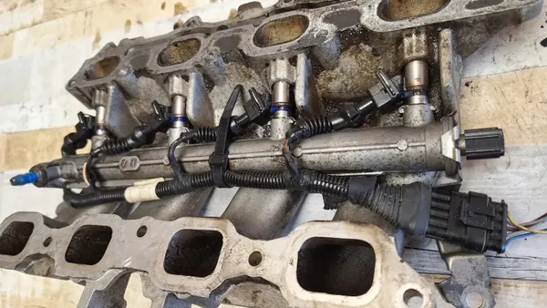 Collecteur d'admission Fiat Multipla OEM 46541292 1.6L image 6