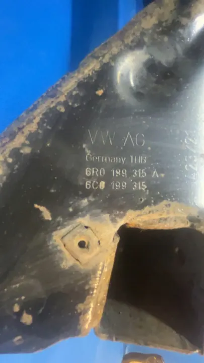 Sous-châssis avant 6C0199315A Skoda Fabia III Rapid image 8