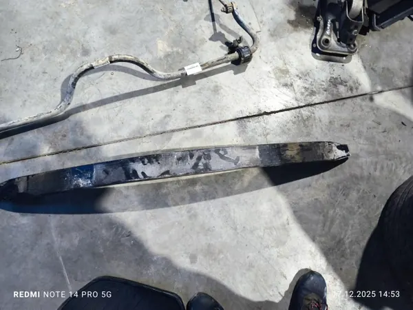 Etujousi OEM 9063211503 Mercedes Sprinter 906/907:lle image 3