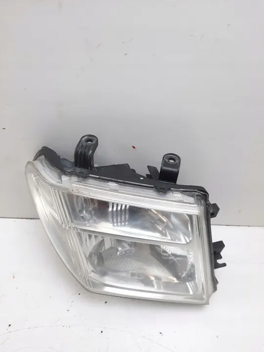 2006 Nissan Navara D40 Heijastin OEM 26010EB30A image 3