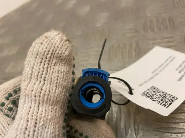 Sensor Pressão Combustível Volvo XC90 OEM 31432653 image 3