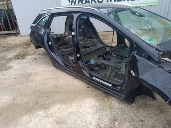 Pilier de quart de panneau droit Opel Astra V OEM 15694 image 2