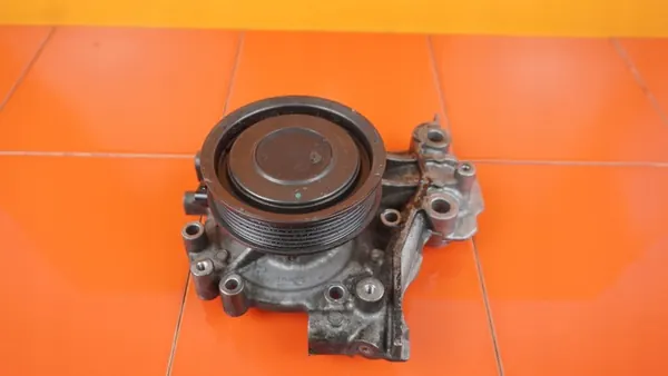 Vattenpump för Opel Insignia 2.0 CDTI image 3