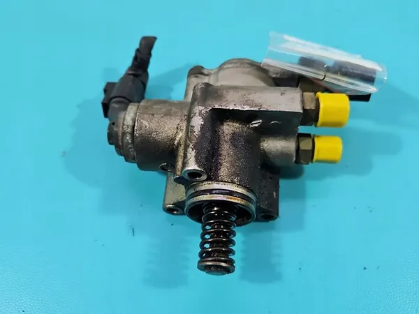 Bränslepump Audi Q7 I 4L 3.6 V6 FSI 03H127025 3 Pin image 4