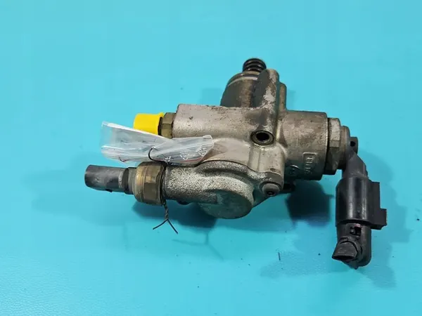 Bränslepump Audi Q7 I 4L 3.6 V6 FSI 03H127025 3 Pin image 8