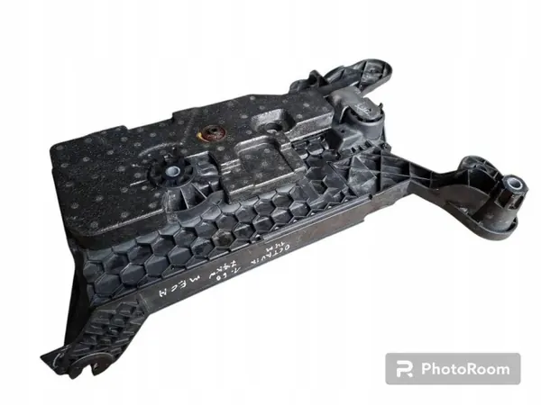 Base de bateria Skoda OE 5Q0915321H para Superb III image 3