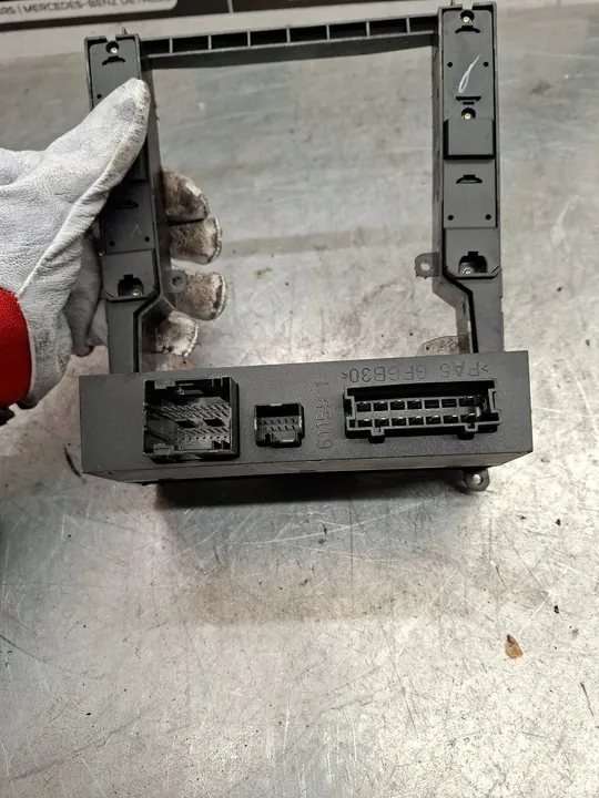 Raam Schakelaar Mercedes-Benz ML W163 OE A1638207210 image 5